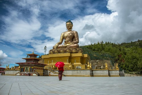 Bhutan, the Kingdom of the clouds